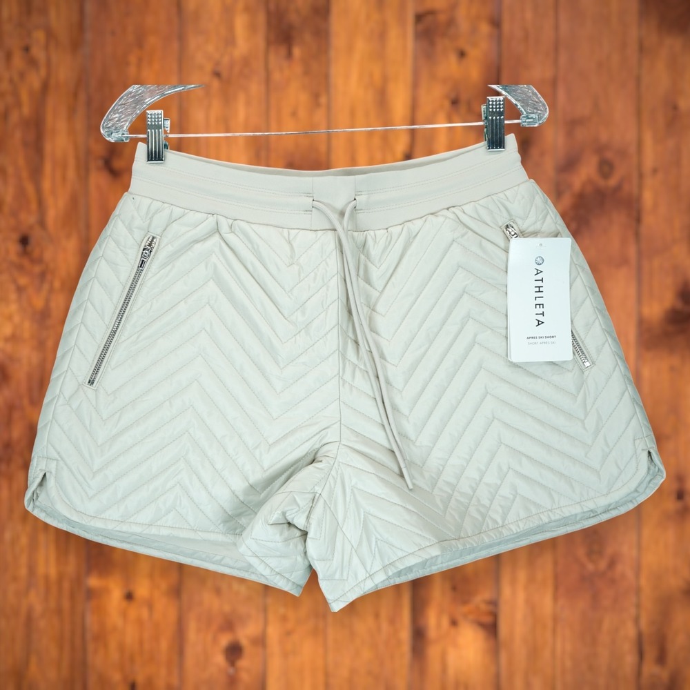 NWT Athleta Apres Ski Short Cream Beige Color Quilted Puffer Size 6 MSRP‎ $89